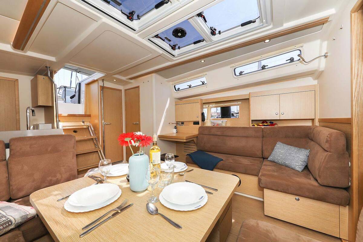 Hanse 508 Peak