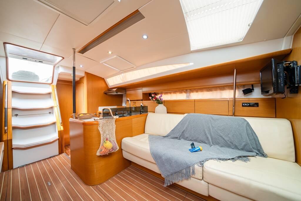 Jeanneau 53 Regina V