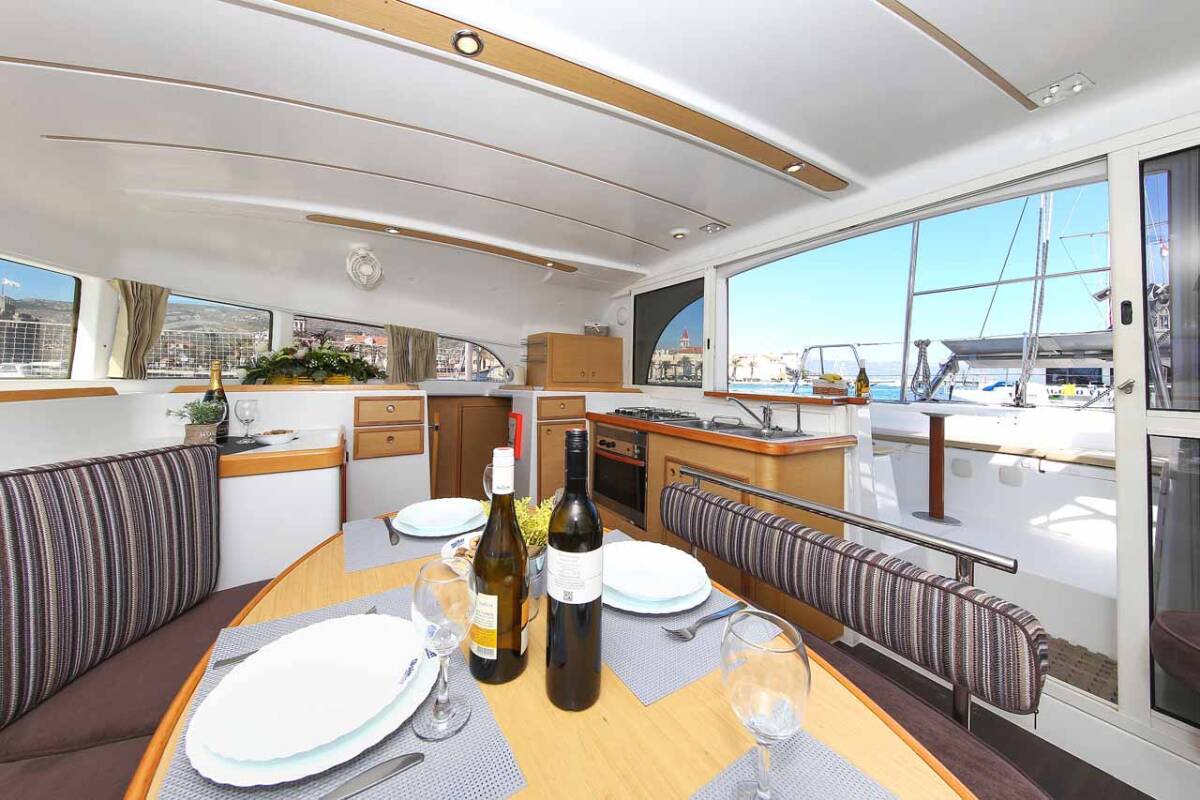 Lagoon 380 S2 Phoenix