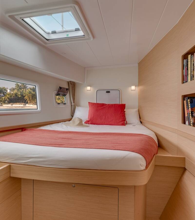 Lagoon 42 Mario Bros