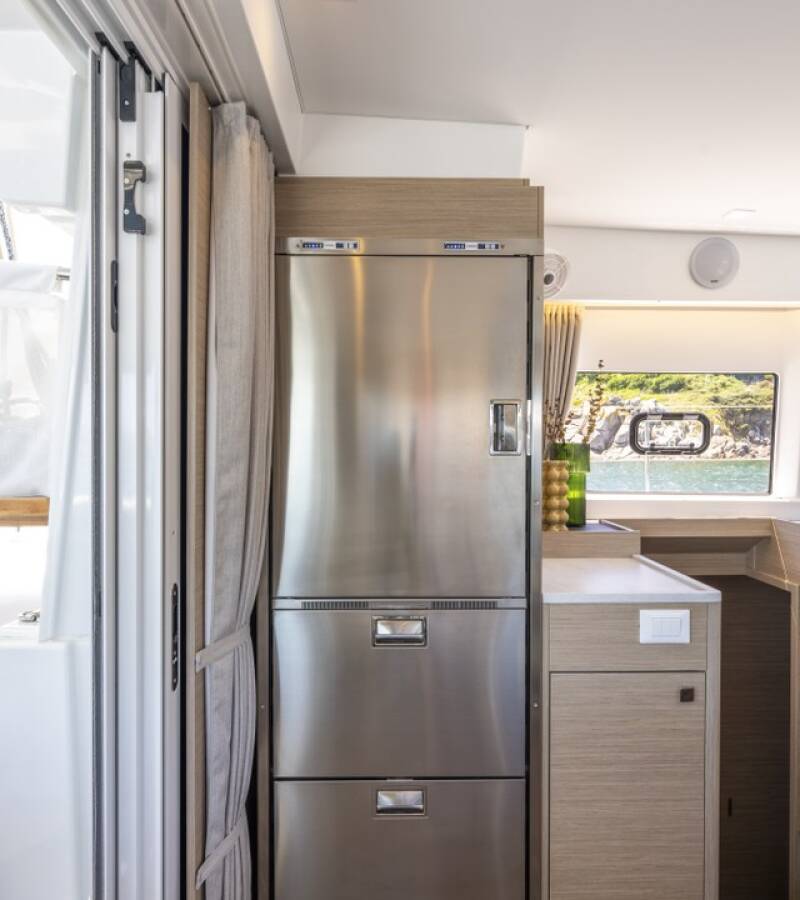 Lagoon 43 Bunga Bunga