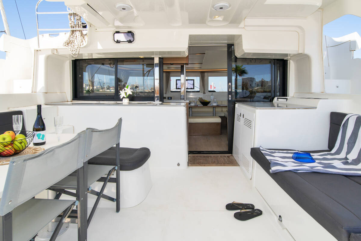 Lagoon 46 No Worries