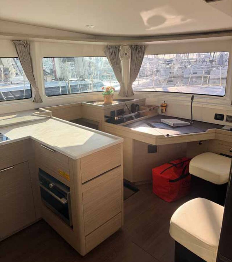 Lagoon 46 New Horizons