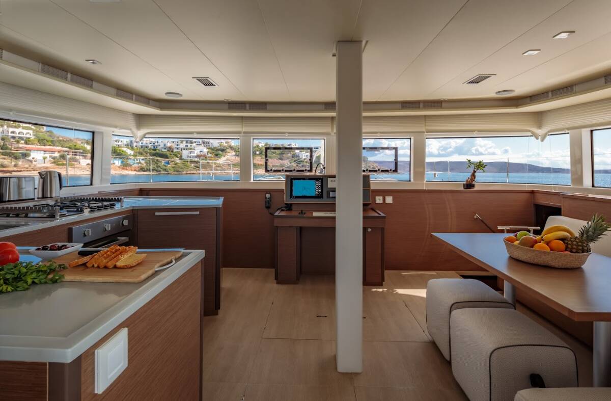 Lagoon 52 F Madinina