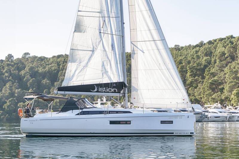 Oceanis 37.1 First Dream