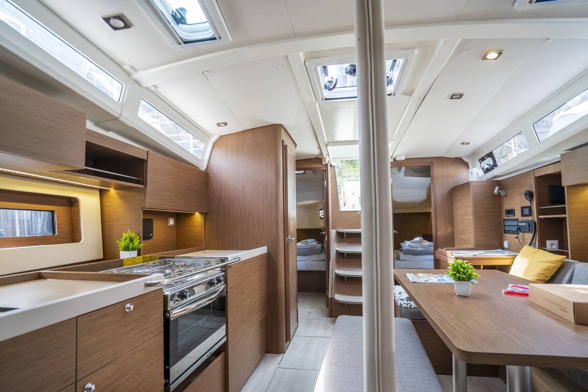 Oceanis 37.1 First Dream