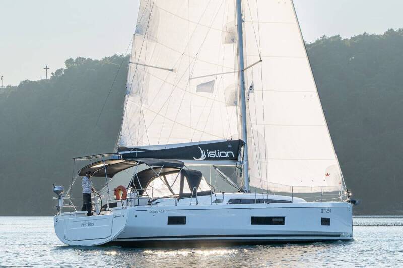 Oceanis 46.1 First Kiss