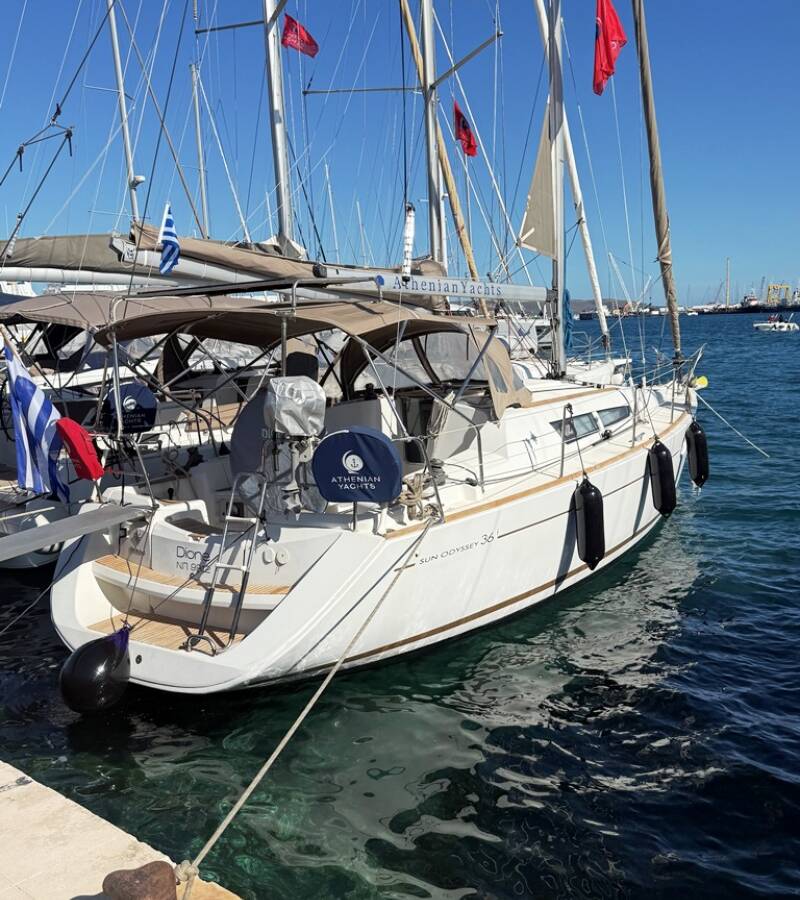 Sun Odyssey 36i Dione