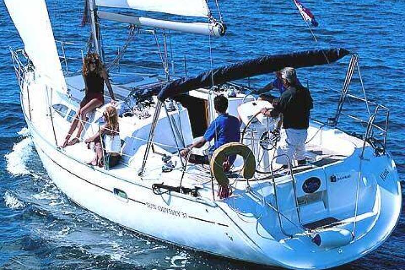 Sun Odyssey 37 Naias