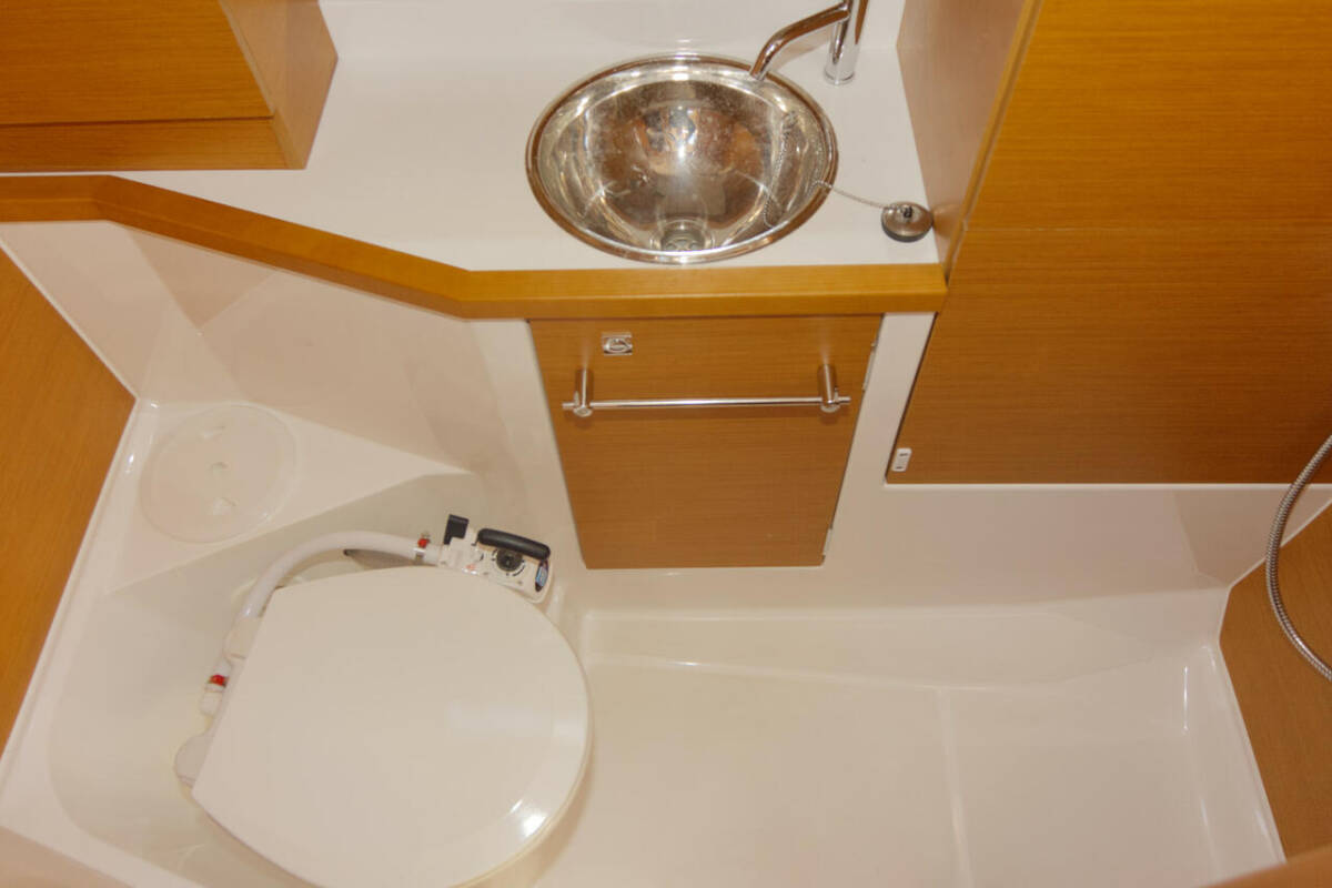 Sun Odyssey 379 Pluto