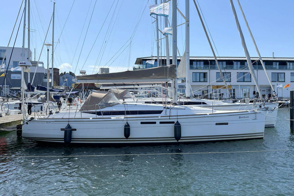 Sun Odyssey 409 Shinju