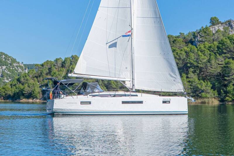 Sun Odyssey 410 First Date