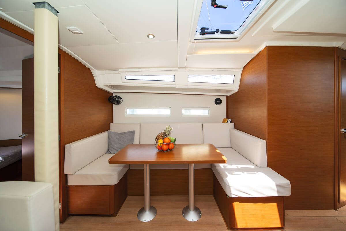 Sun Odyssey 410 Pnoe