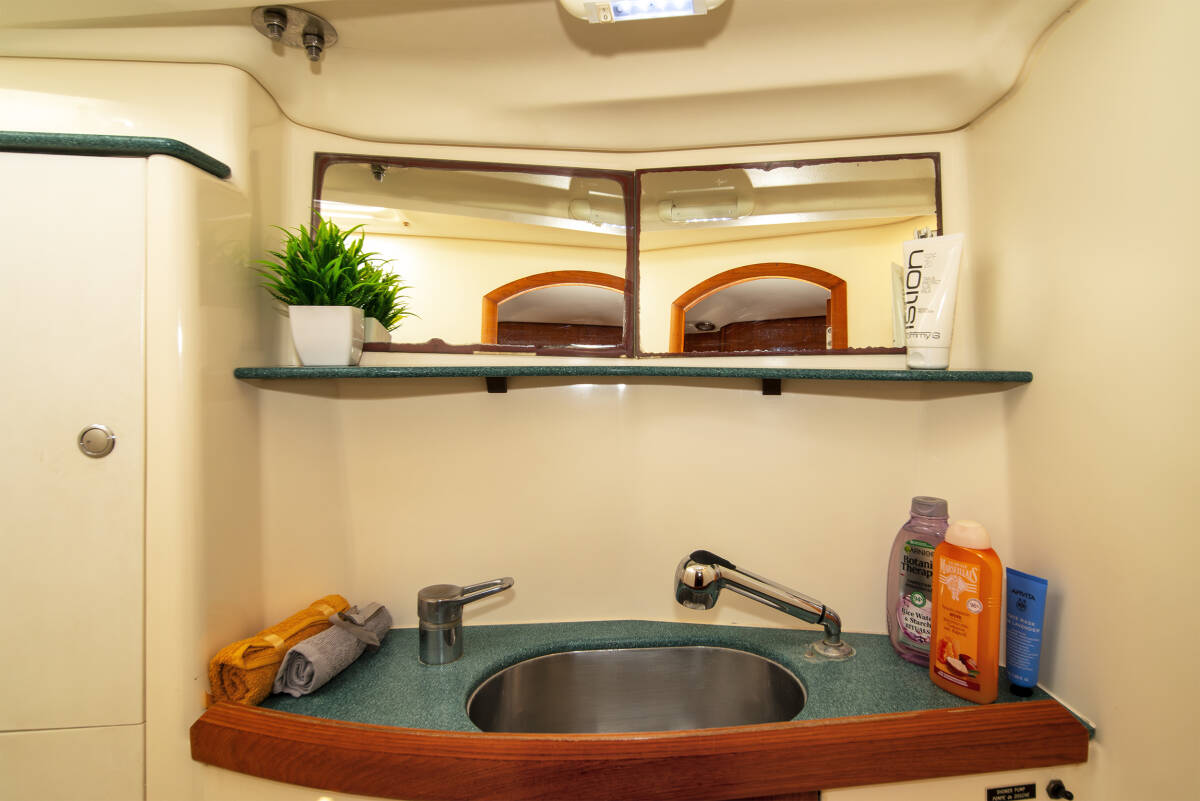 Sun Odyssey 43 Evangelos