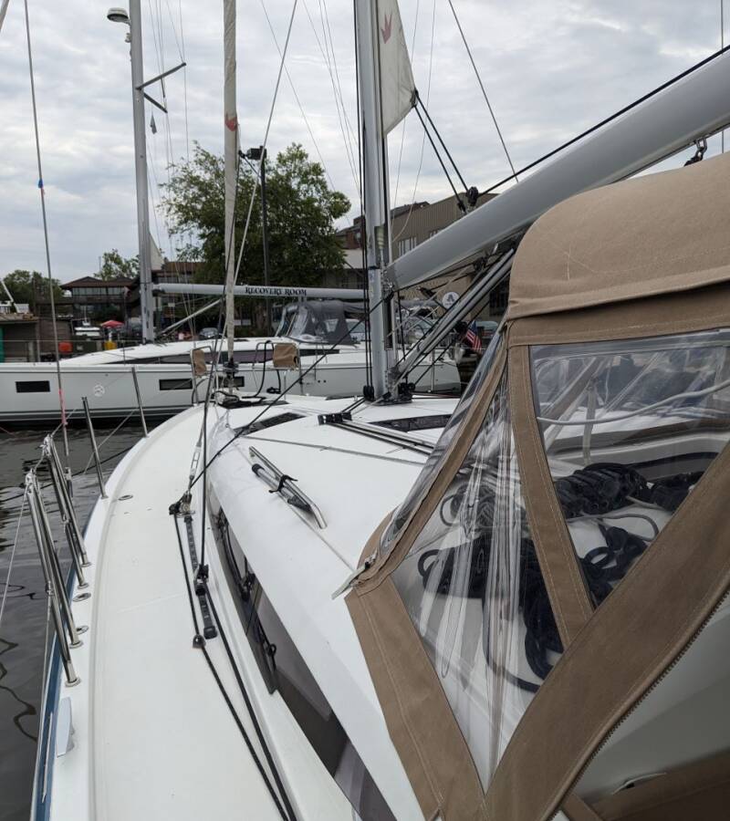 Sun Odyssey 440 Summer Salt